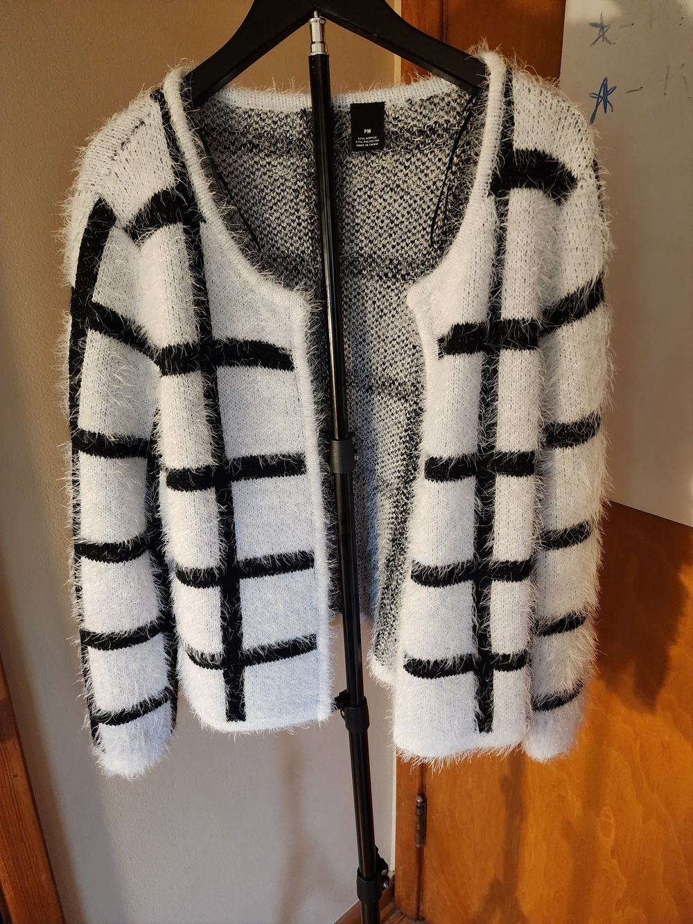 New Directions Fuzzy Grid-Print Open Front Sweater Cardigan - White / Black M